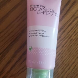 RETIRED   Mary Kay Botanical Effects Invigorating Scrub - Soft Pink